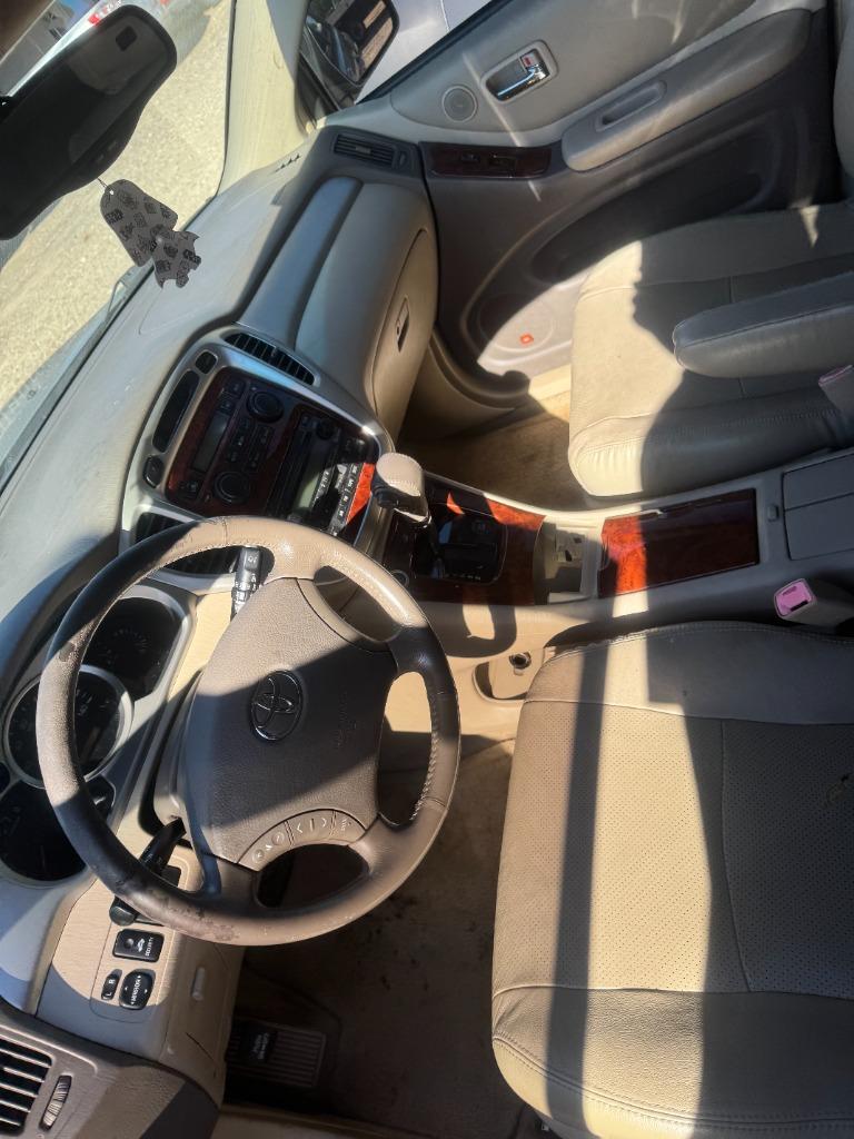2006 Toyota Highlander - $4,995