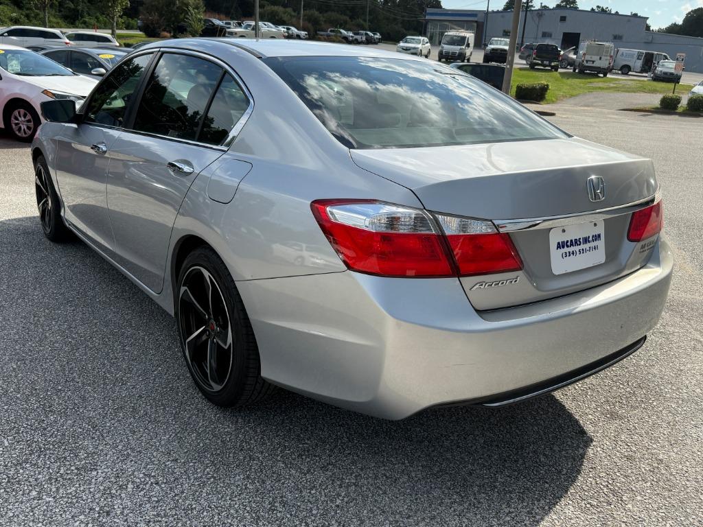 2013 Honda Accord - $9,995