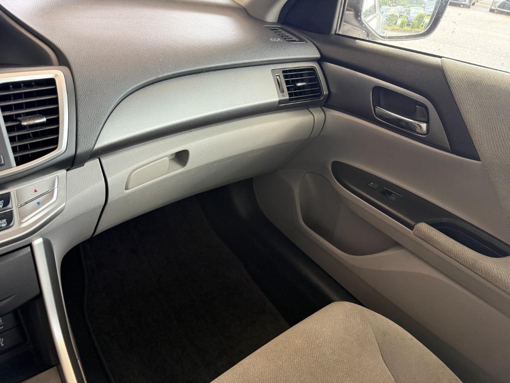 2013 Honda Accord - $9,995