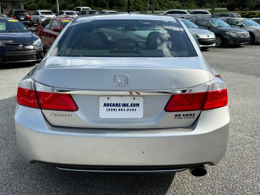 2013 Honda Accord - $9,995