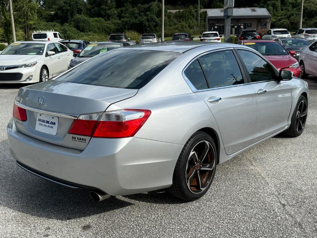 2013 Honda Accord - $9,995