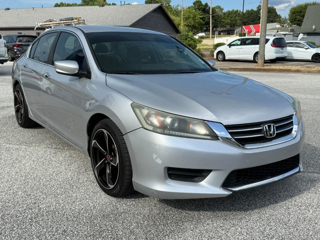 2013 Honda Accord - $9,995