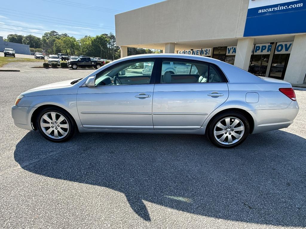 2007 Toyota Avalon - $9,995