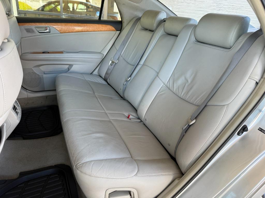 2007 Toyota Avalon - $9,995