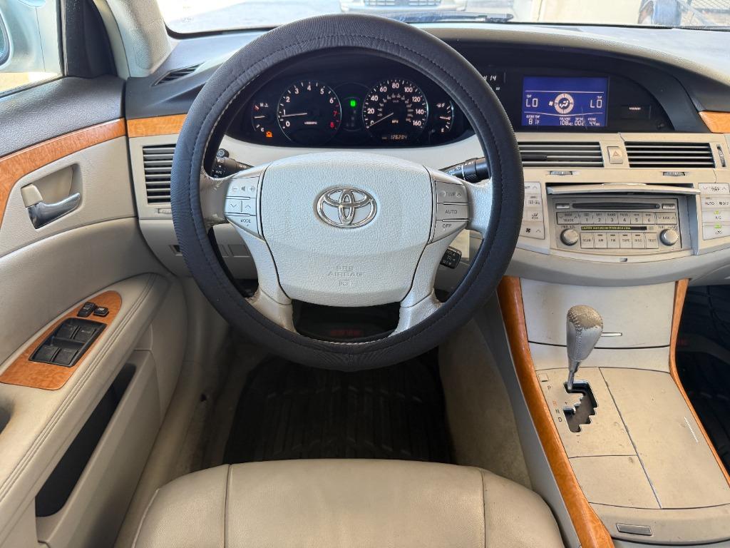 2007 Toyota Avalon - $9,995