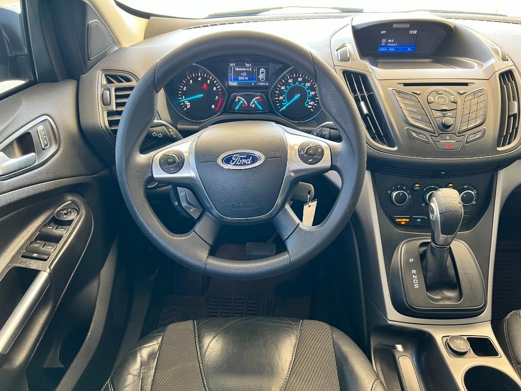 2016 Ford Escape SE photo