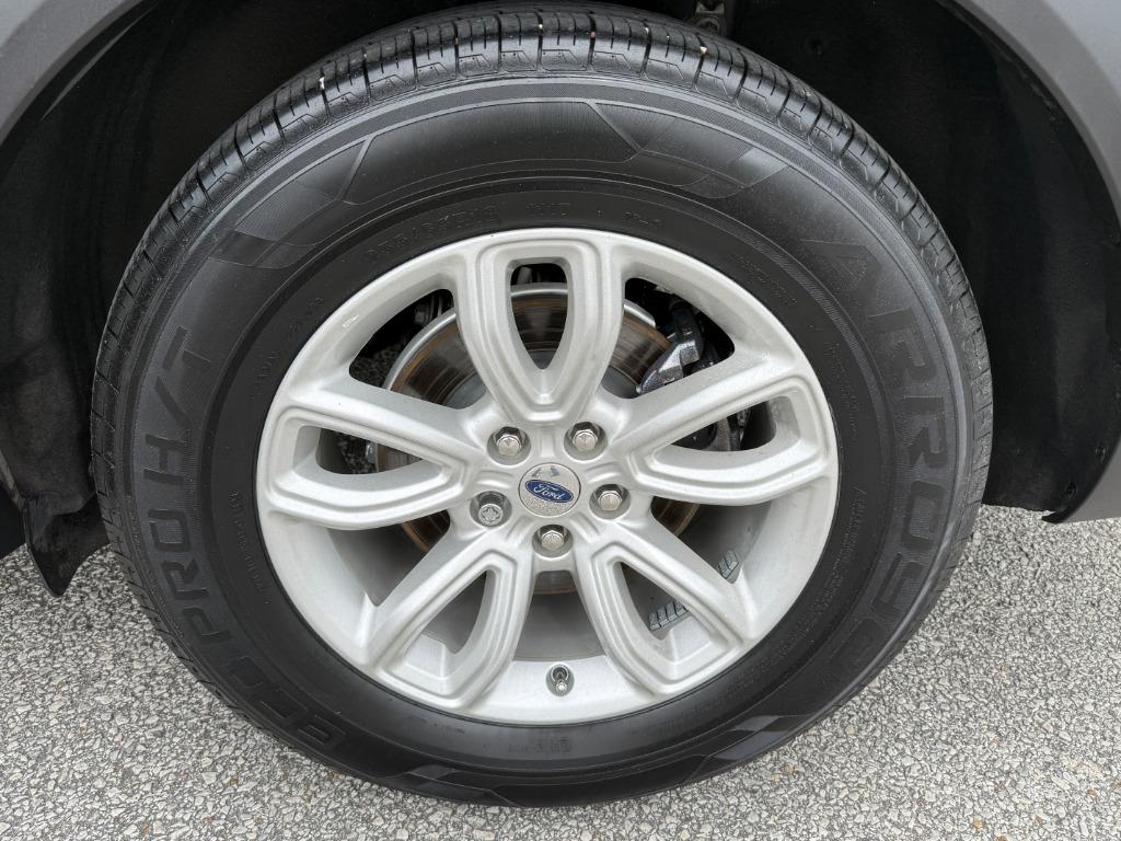 2021 Ford Explorer - $16,995