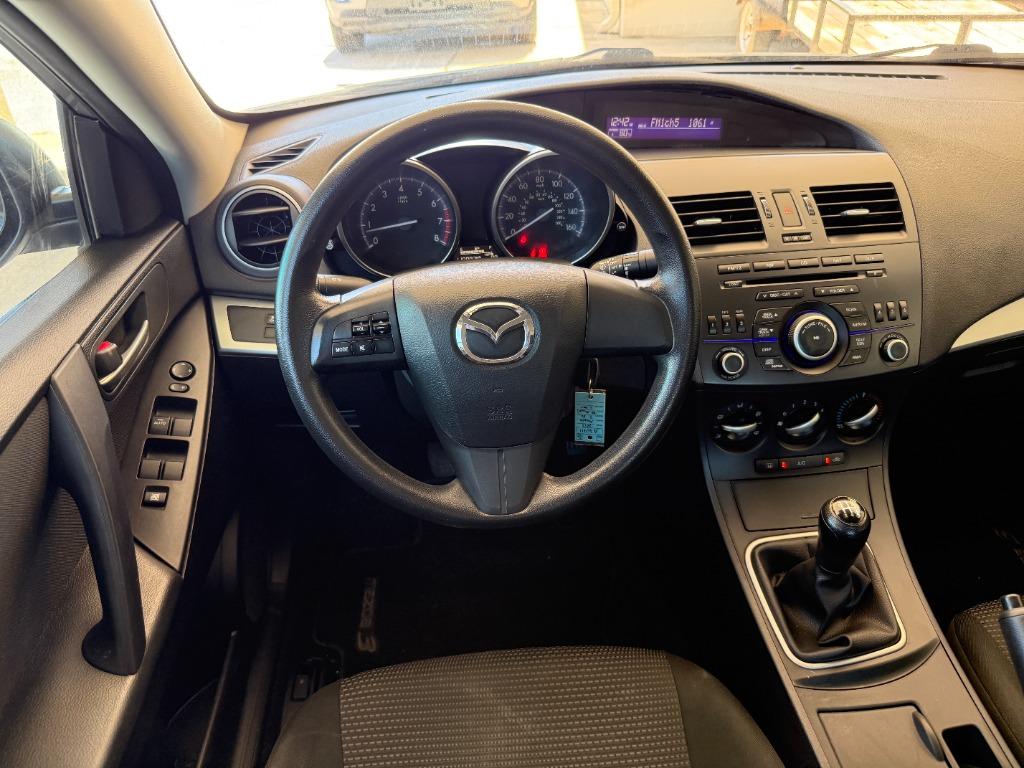 2013 MAZDA MAZDA3 - $10,995