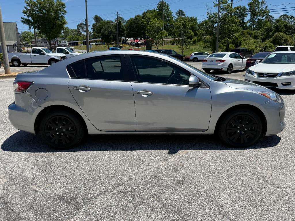 2013 MAZDA MAZDA3 - $10,995
