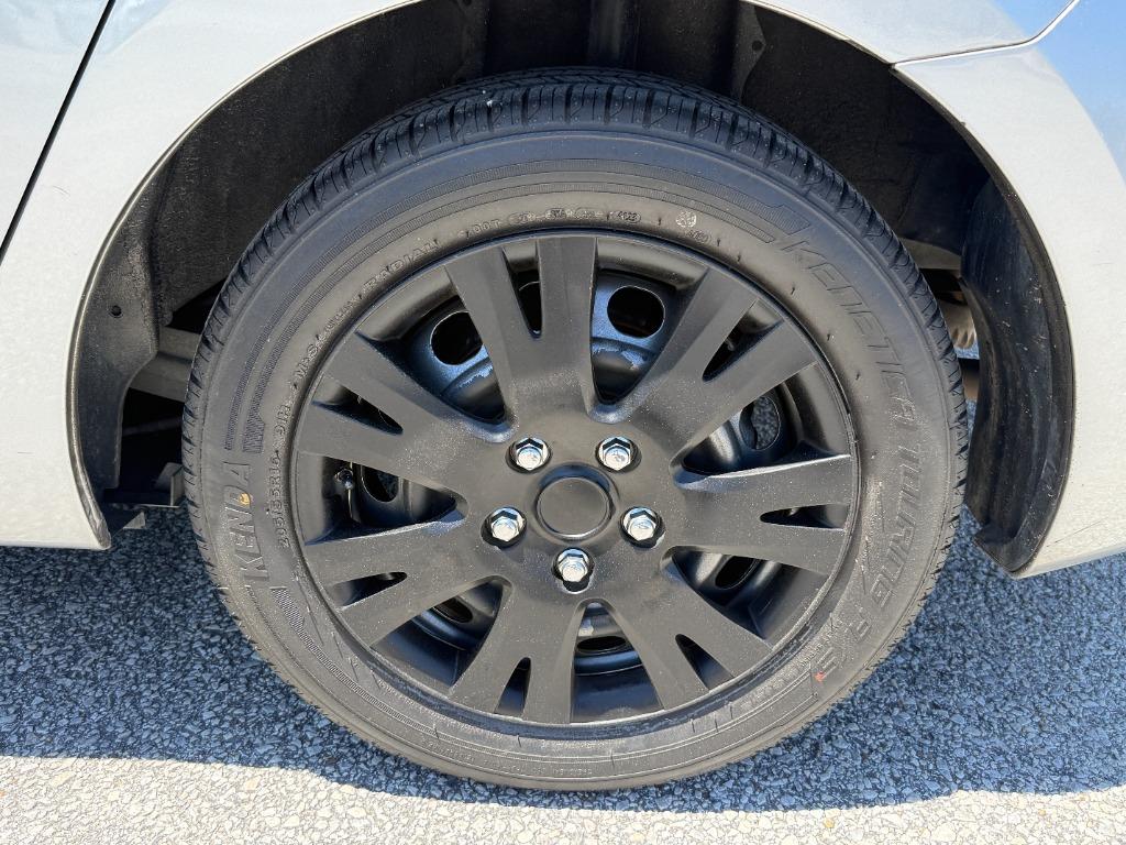 2013 MAZDA MAZDA3 - $10,995