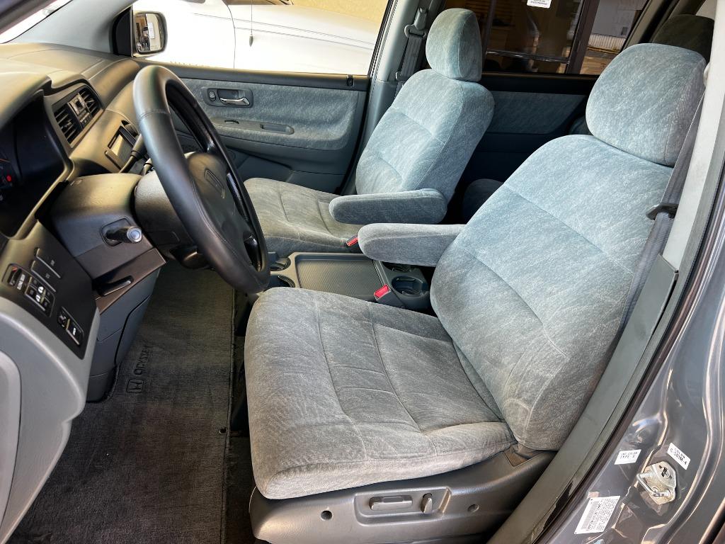 2000 Honda Odyssey EX photo
