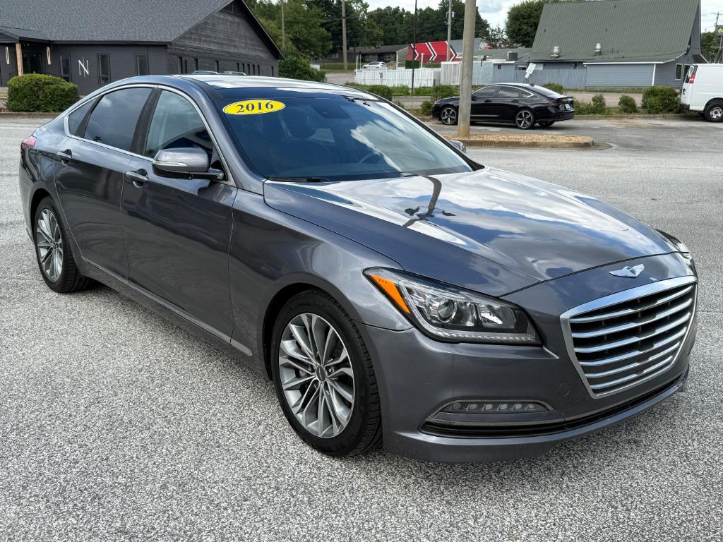 2016 Hyundai Genesis - $11,995