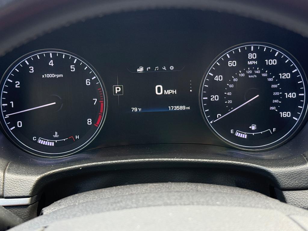 2016 Hyundai Genesis - $11,995