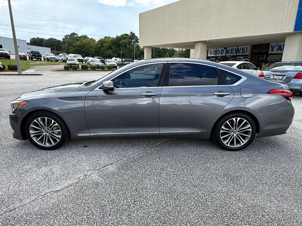 2016 Hyundai Genesis - $11,995