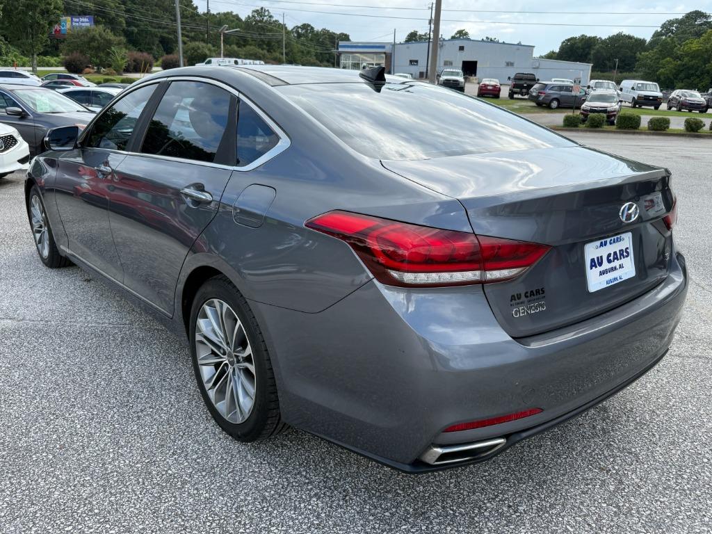 2016 Hyundai Genesis - $11,995