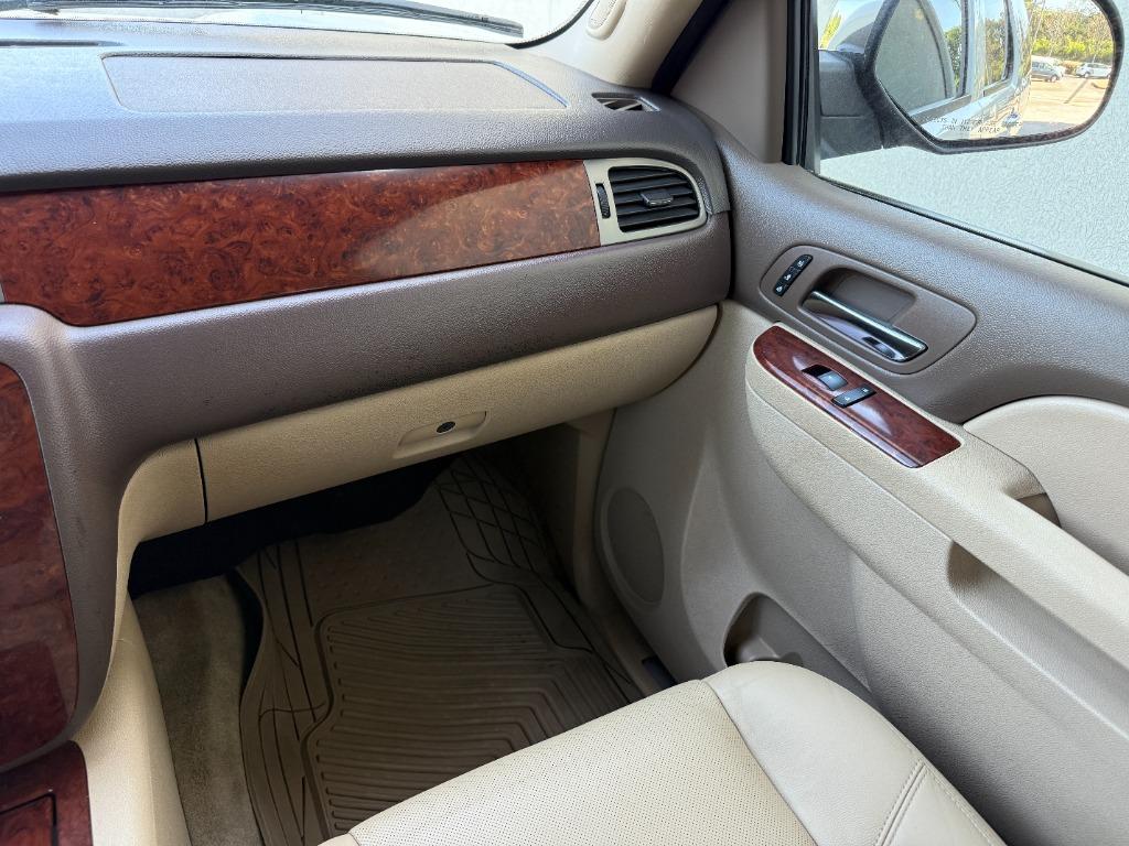 2012 Chevrolet Tahoe LTZ photo