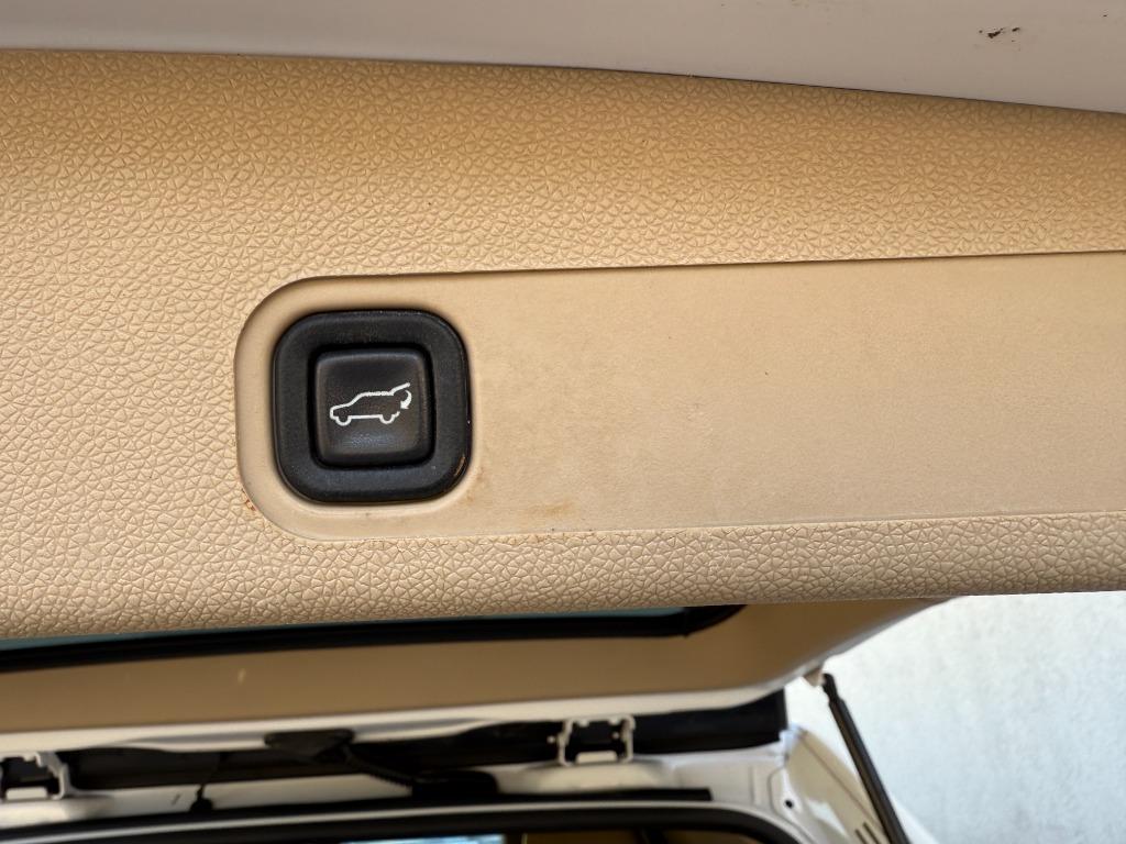 2012 Chevrolet Tahoe LTZ photo