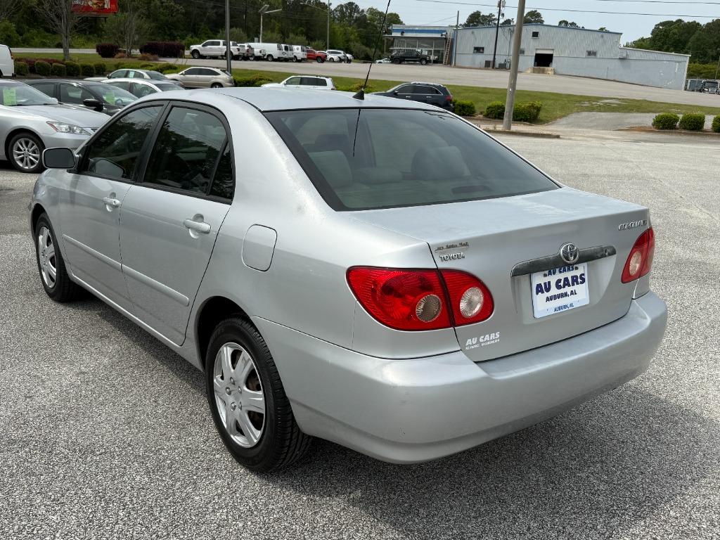 2005 Toyota Corolla CE photo