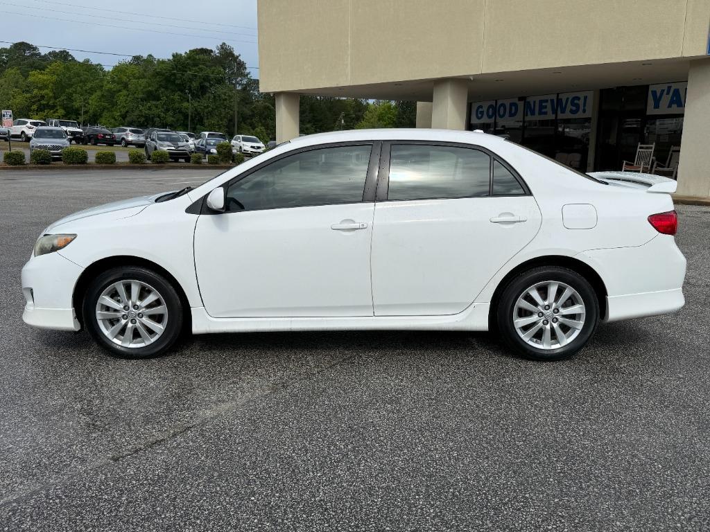 2010 Toyota Corolla - $8,995