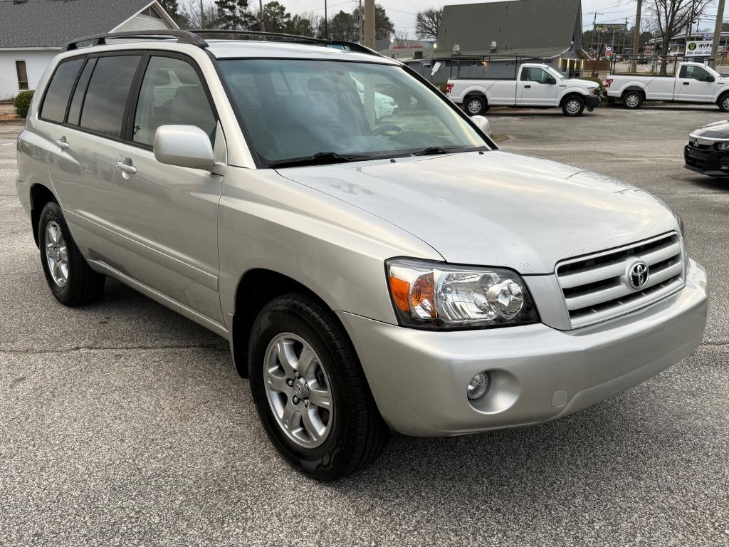 2006 Toyota Highlander - $10,995
