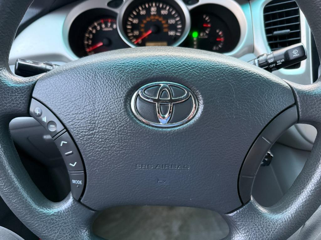 2006 Toyota Highlander - $10,995