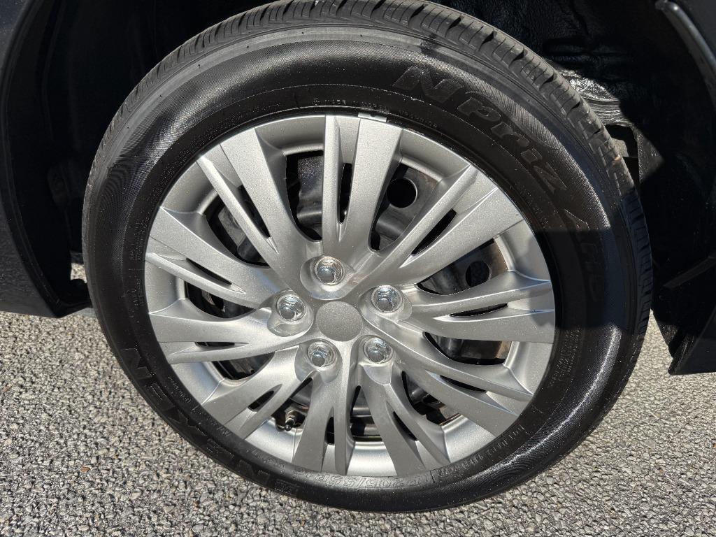 2016 Toyota Corolla - $11,995
