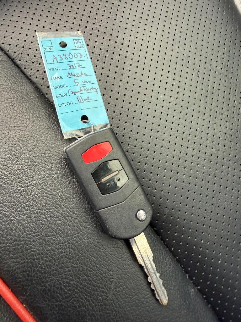 2012 MAZDA MAZDA5 - $8,995