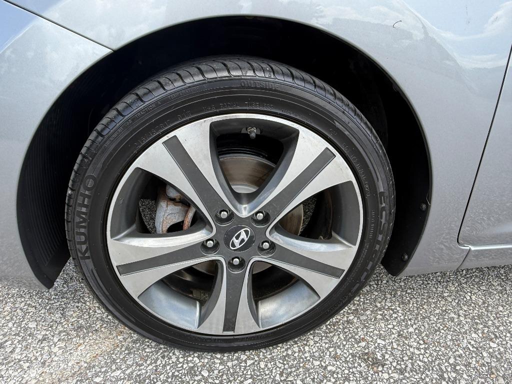 2013 Hyundai Elantra - $9,995