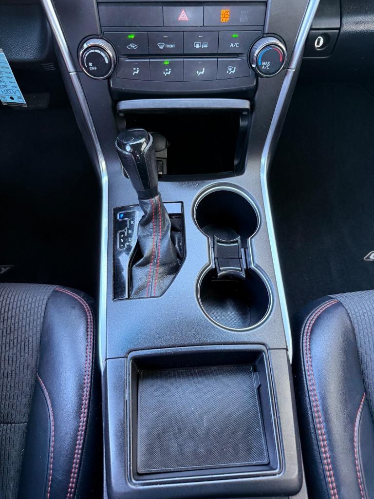 2017 Toyota Camry - $13,995