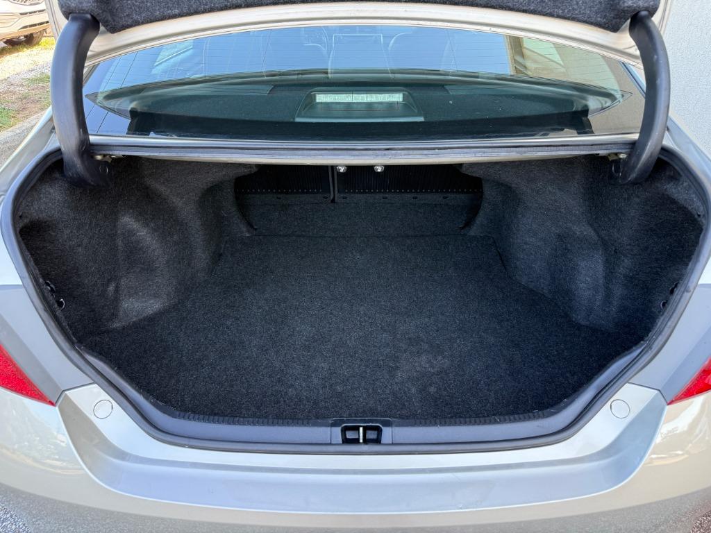2017 Toyota Camry - $13,995