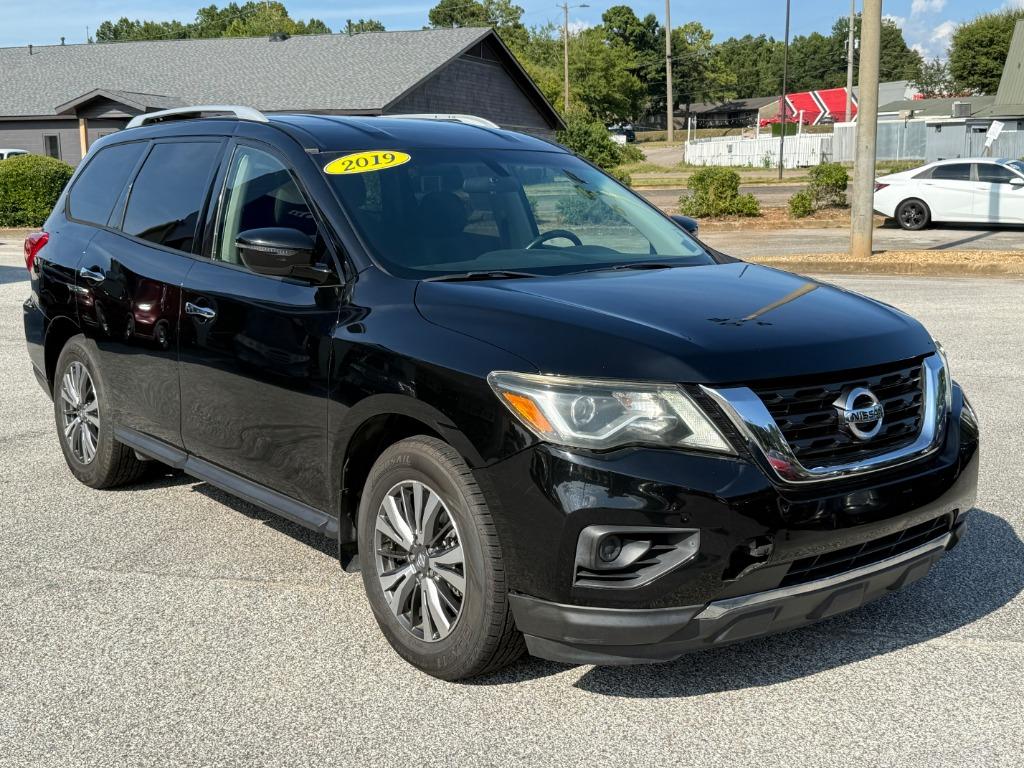 2019 Nissan Pathfinder - $13,995