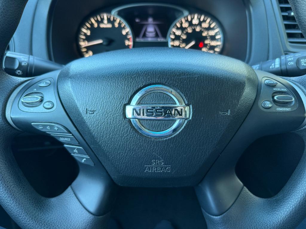 2019 Nissan Pathfinder - $14,995