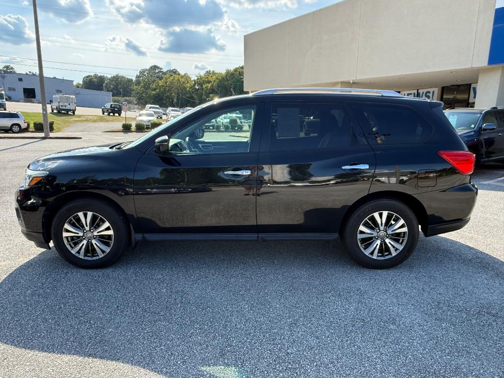2019 Nissan Pathfinder - $13,995
