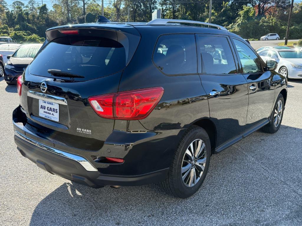 2019 Nissan Pathfinder - $14,995