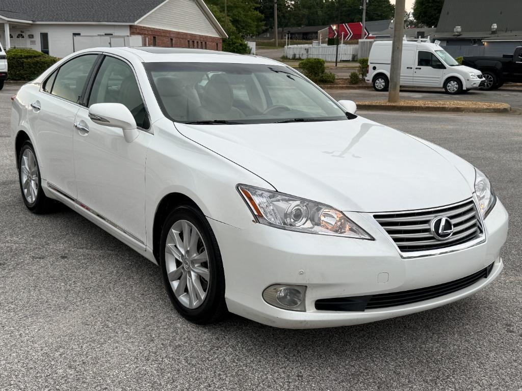 2011 Lexus ES - $10,995
