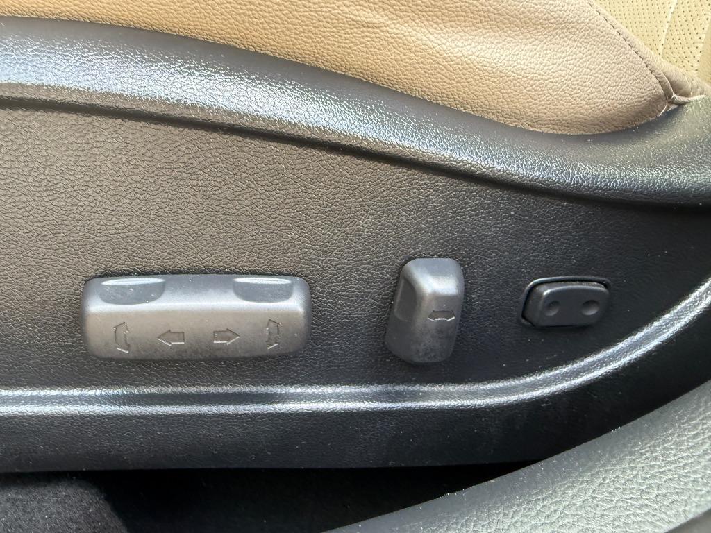 2013 Hyundai Elantra - $9,995