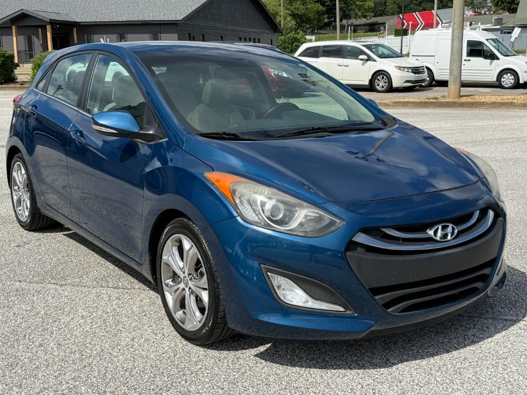 2013 Hyundai Elantra - $9,995
