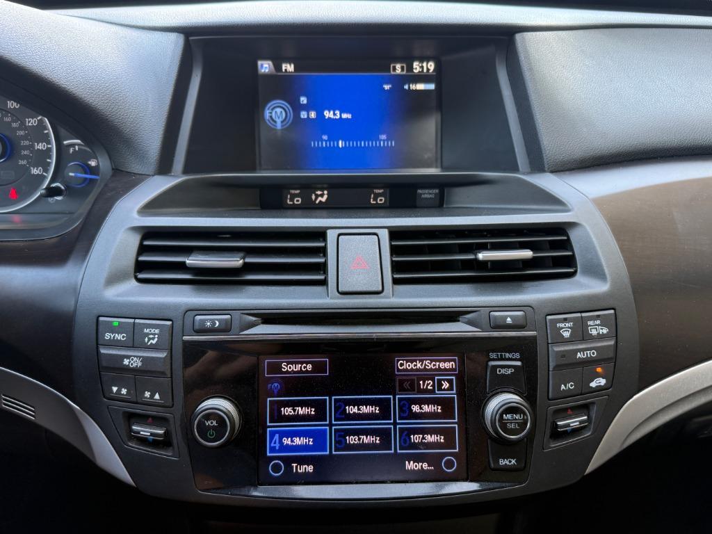 2013 Honda Crosstour - $11,995