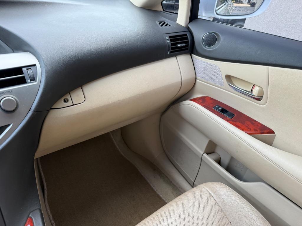 2011 Lexus RX - $12,995