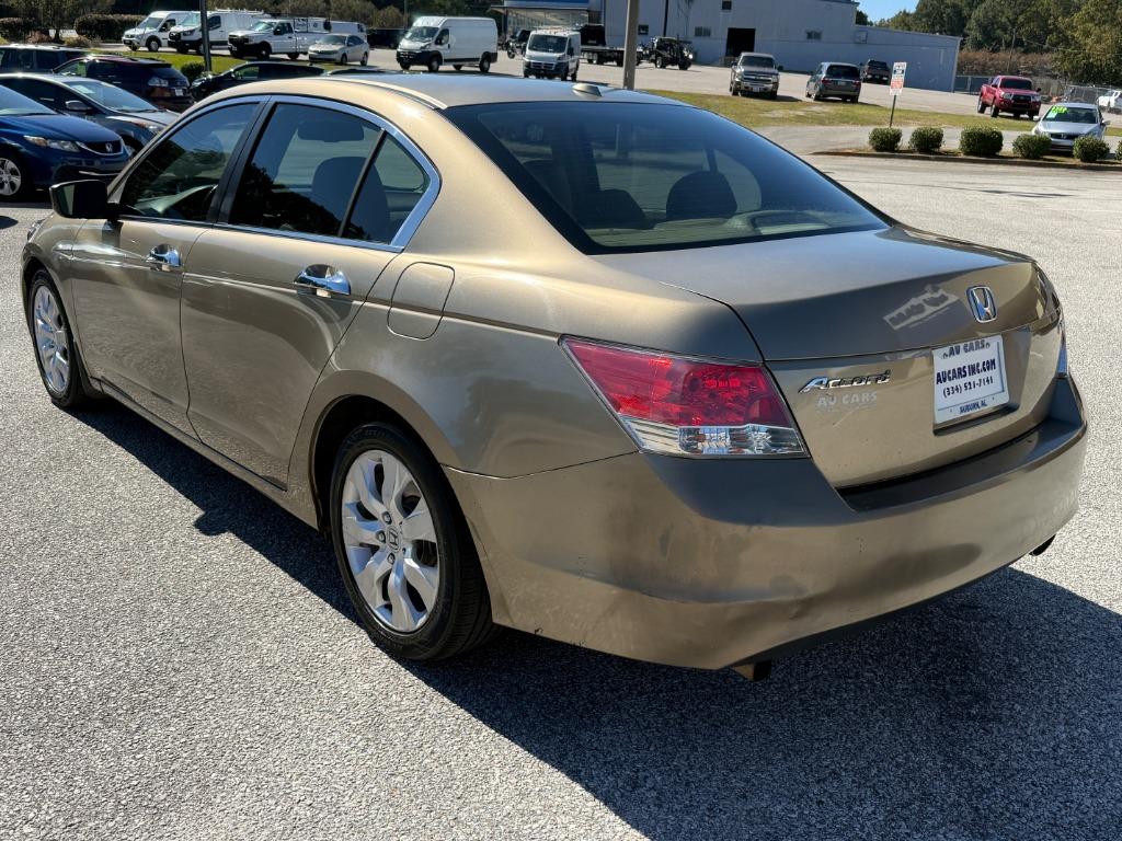 2009 Honda Accord - $9,995
