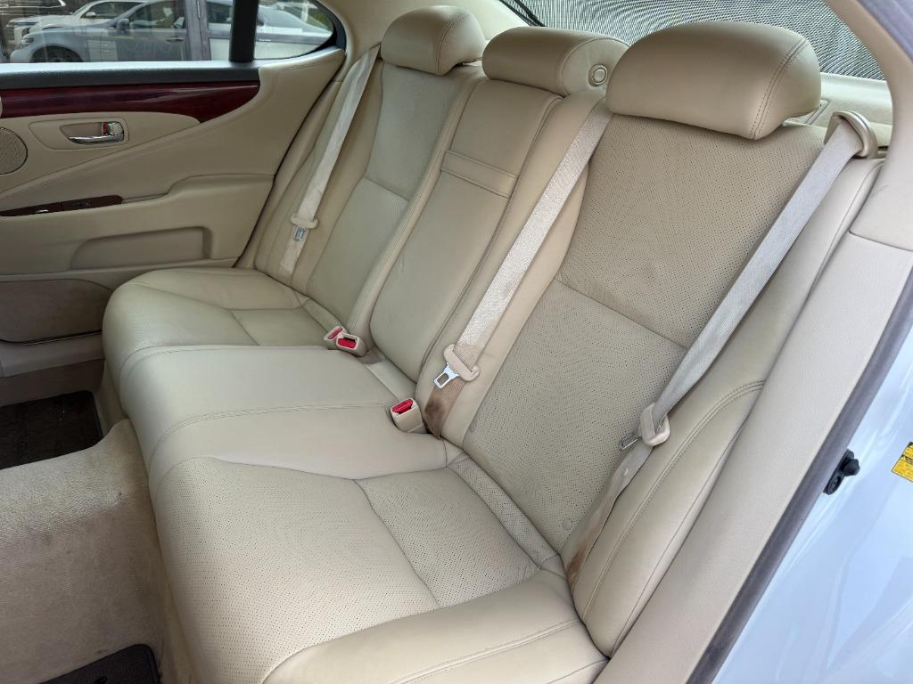2012 Lexus LS - $11,995