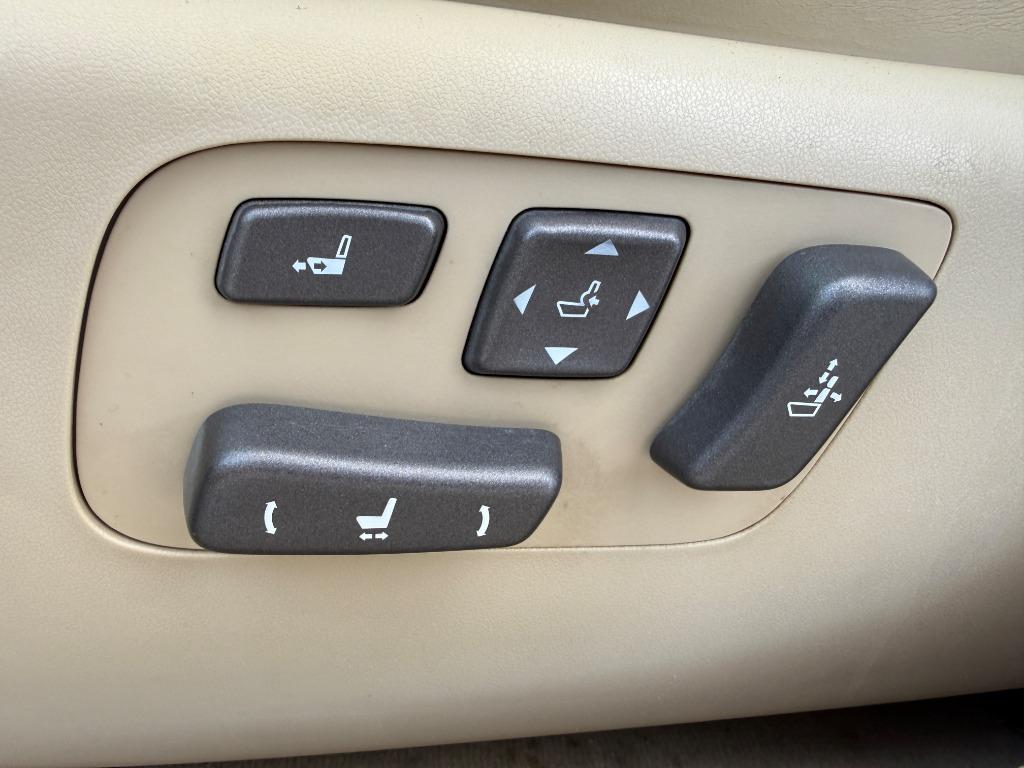 2012 Lexus LS - $11,995