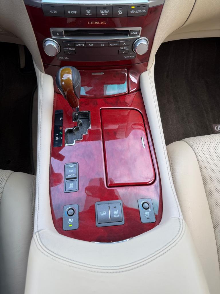 2012 Lexus LS - $11,995