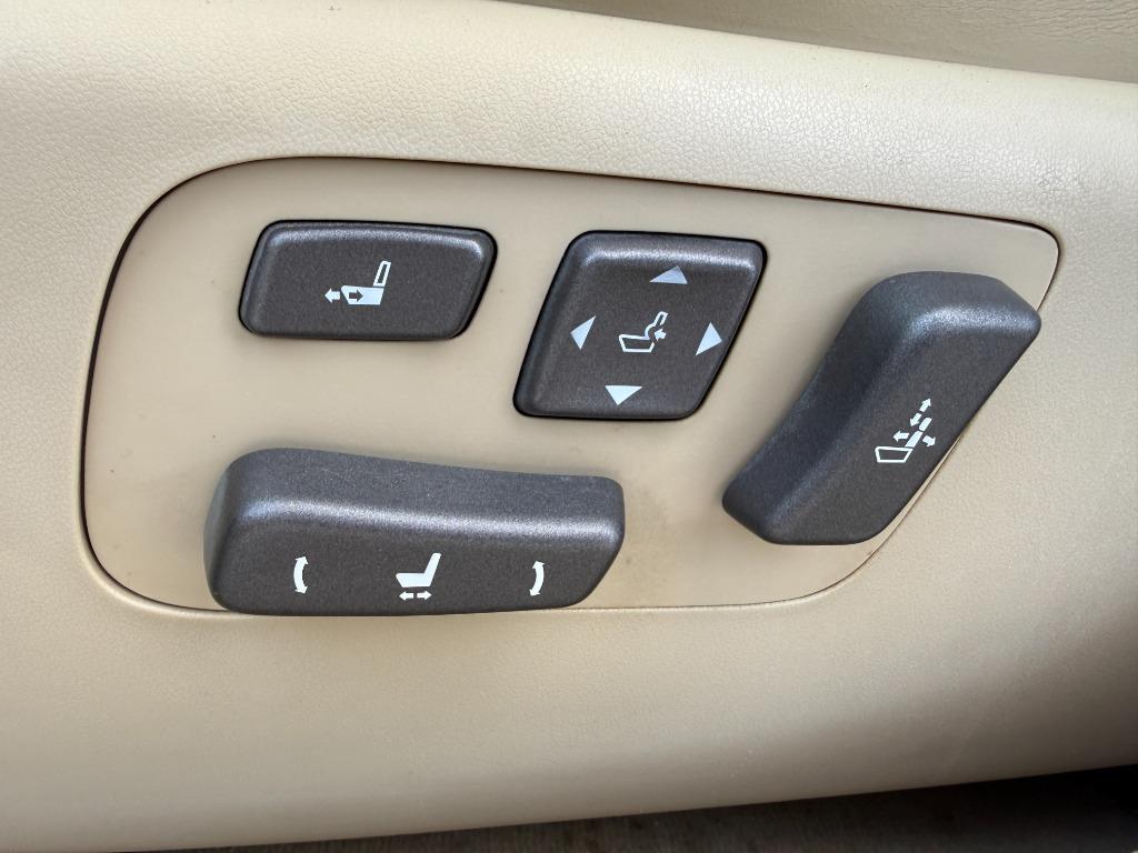 2012 Lexus LS - $11,995