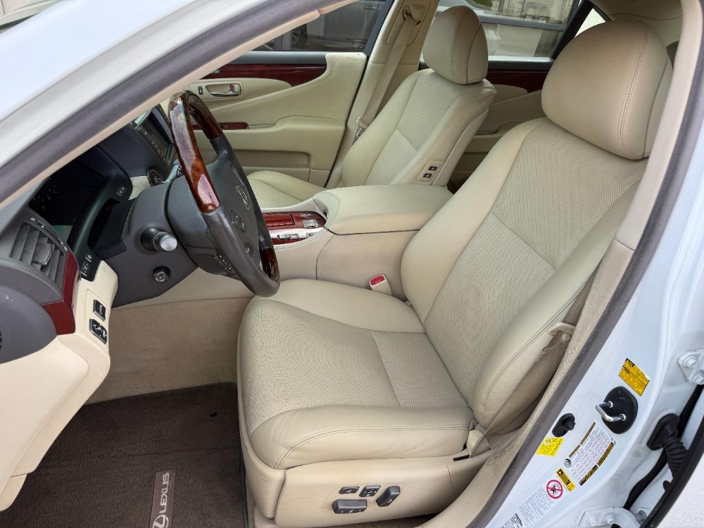 2012 Lexus LS - $11,995