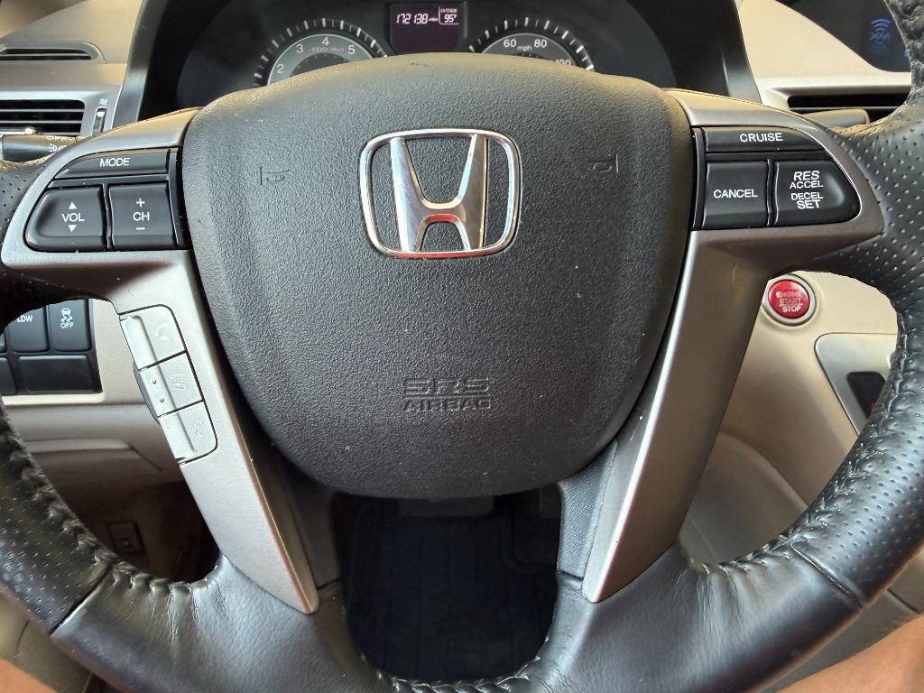 2017 Honda Odyssey - $13,995