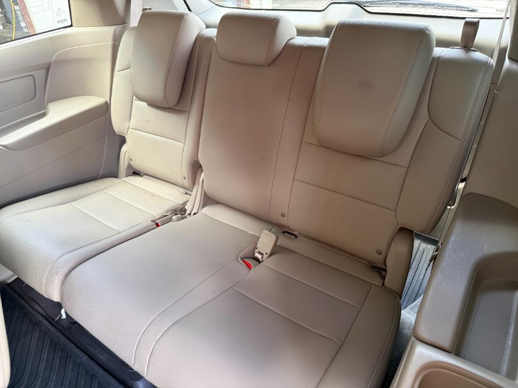 2017 Honda Odyssey - $13,995