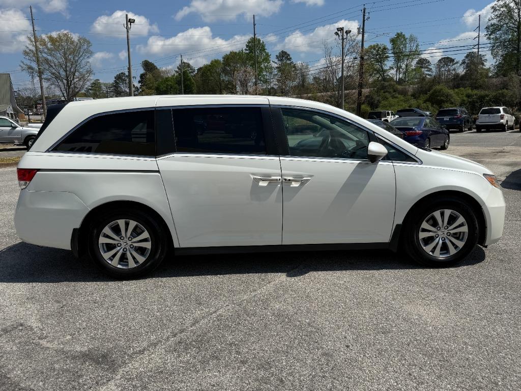 2017 Honda Odyssey - $13,995