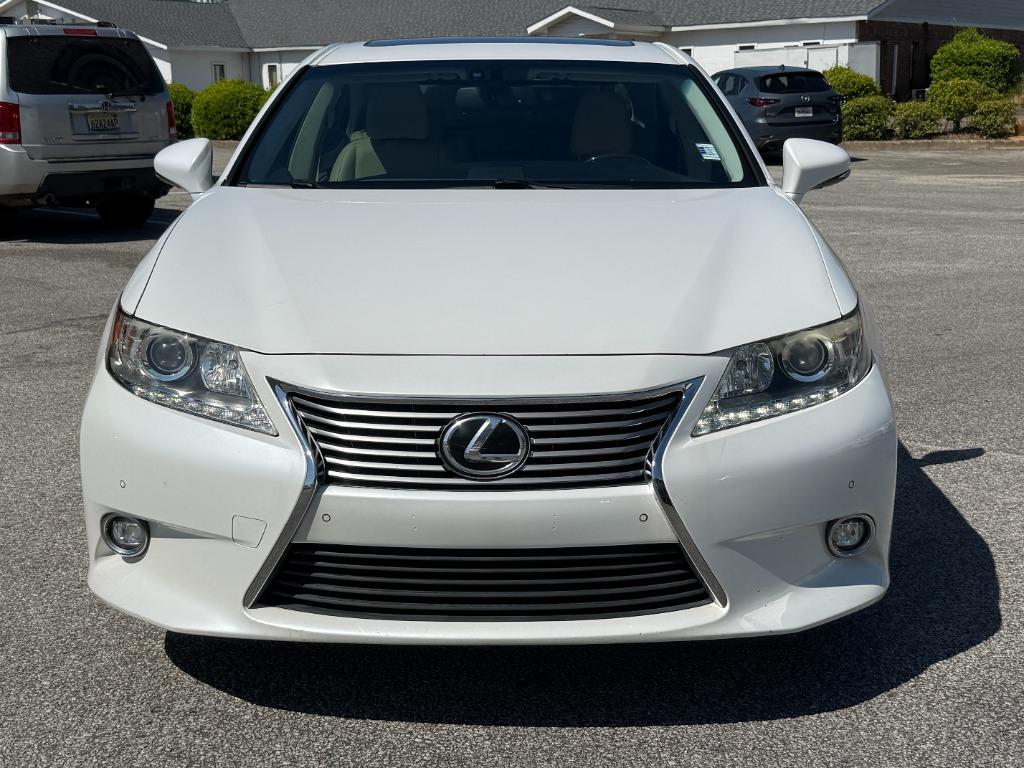 2014 Lexus ES - $13,995