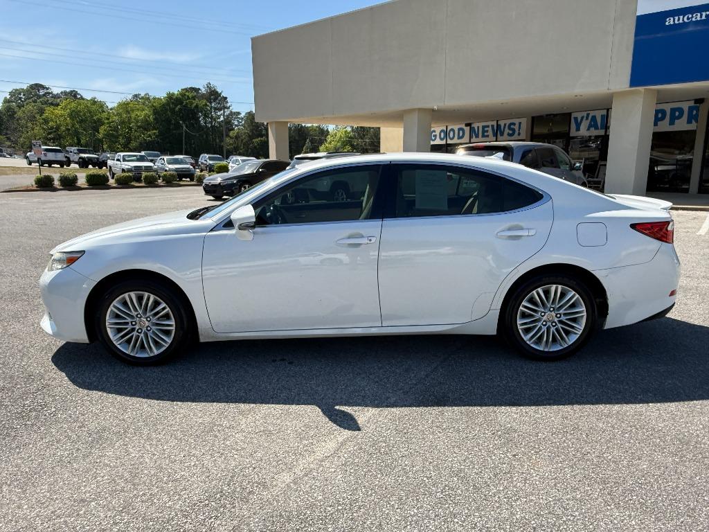 2014 Lexus ES - $13,995